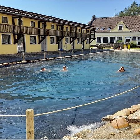 Blatsky Dvur Aparthotel Veselí nad Lužnicí Bagian luar foto