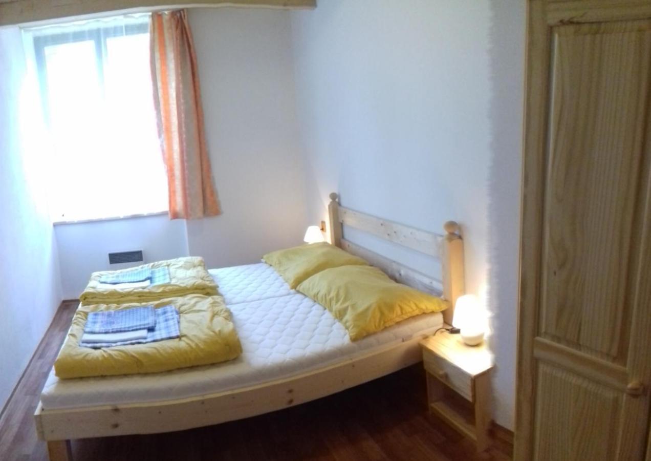 Blatsky Dvur Aparthotel Veselí nad Lužnicí Bagian luar foto